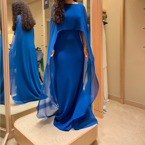 NWT BADGLEY MISCHKA GEORGETTE CAPE GOWN - Picture 15 of 16